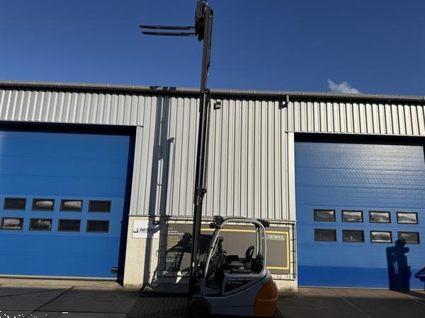 Grote foto vs 22060 elektrische triplex heftruck rx20 20 bj2017 vorkenspreider agrarisch heftrucks