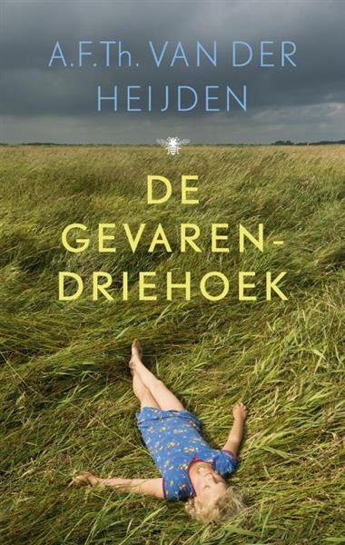 Grote foto de gevarendriehoek de tandeloze tijd 2 boeken overige boeken