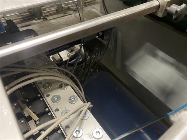 Grote foto sacmi tf40 imola tf43 stapelaar tf40 dozenvouwmachine met ts43 stapeleenheid agrarisch tuinbouw