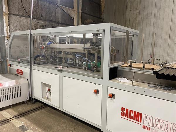 Grote foto sacmi tf40 imola tf43 stapelaar tf40 dozenvouwmachine met ts43 stapeleenheid agrarisch tuinbouw
