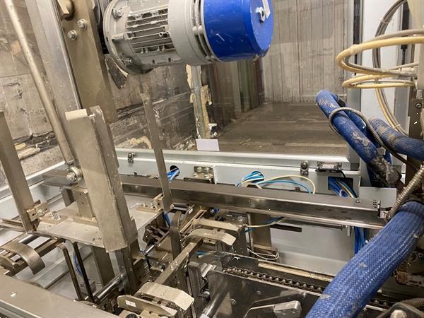 Grote foto sacmi tf40 imola tf43 stapelaar tf40 dozenvouwmachine met ts43 stapeleenheid agrarisch tuinbouw