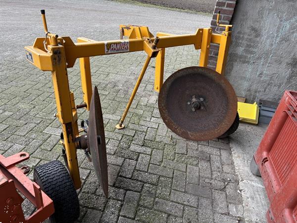 Grote foto panter ploeg asperge agrarisch akkerbouw