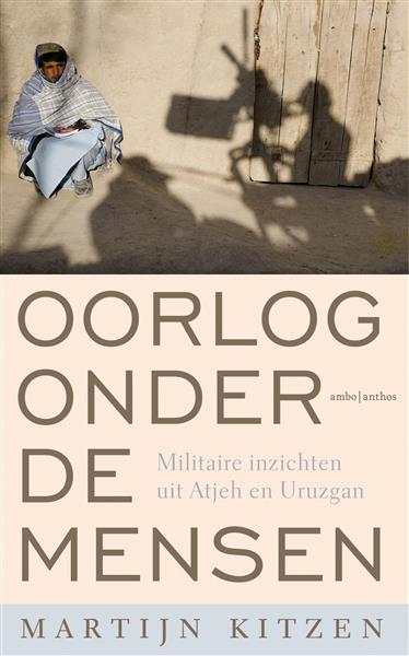 Grote foto oorlog onder de mensen boeken politiek en maatschappij