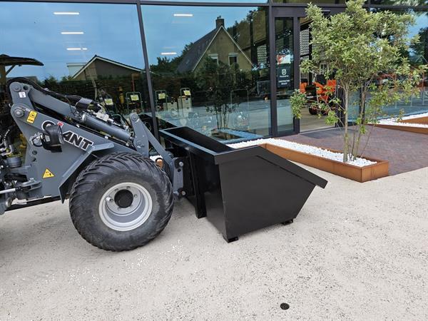 Grote foto containerbak 1200 ltr. aan shovel zand puin afval doe het zelf en verbouw aanbouwdelen