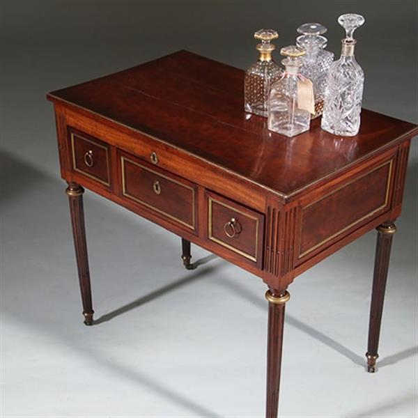 Grote foto hollandse lodewijk xvi wandtafel als schenktafel in mahonie met verguld messing no.260665 antiek en kunst stoelen en banken