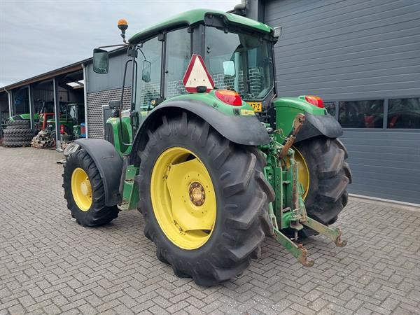 Grote foto john deere 6120 agrarisch tractoren