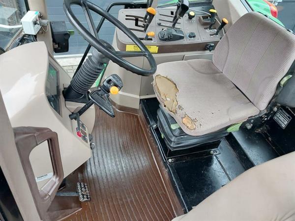 Grote foto john deere 6120 agrarisch tractoren