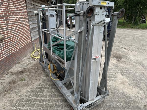 Grote foto alp 2 persoons lift 220 volt ex overheid doe het zelf en verbouw hoogwerkers