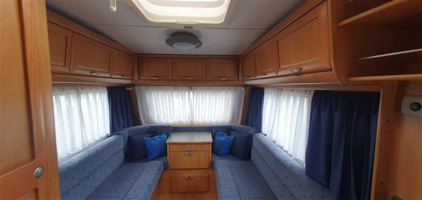 Grote foto eriba hymer nova 390 caravans en kamperen caravans