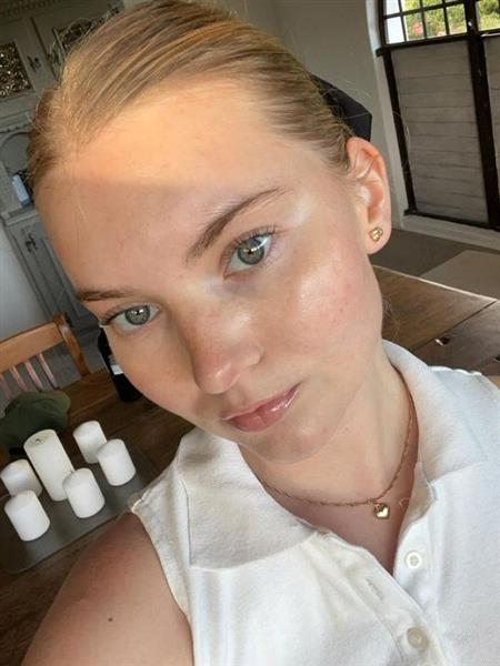 Grote foto zoek jij ook een leuke tijd en een lach contacten en berichten vrouw zoekt man