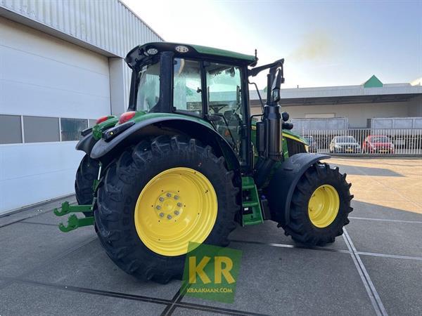 Grote foto john deere 6120m 692396 agrarisch tractoren