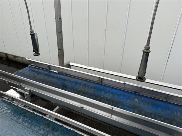 Grote foto seda dubbele transportband voor het spoelen van pompoenen en kisten met bladgroenten agrarisch tuinbouw