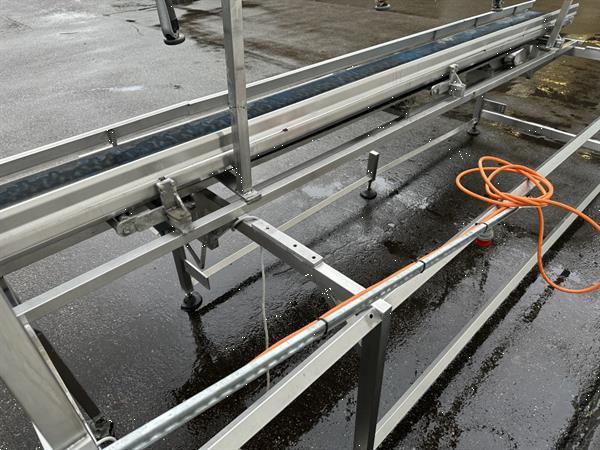 Grote foto seda dubbele transportband voor het spoelen van pompoenen en kisten met bladgroenten agrarisch tuinbouw