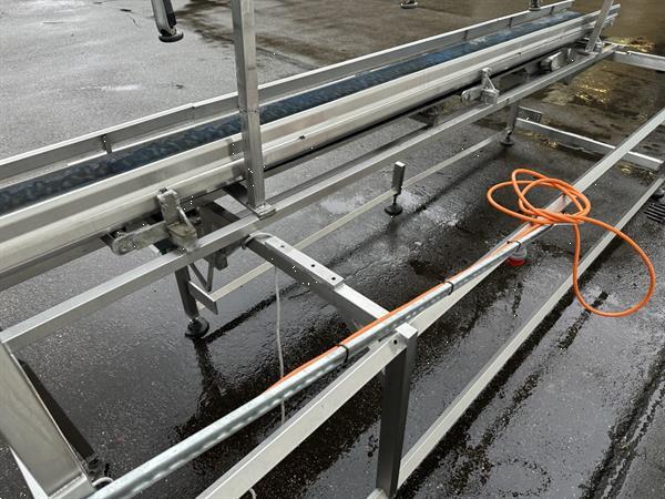Grote foto seda dubbele transportband voor het spoelen van pompoenen en kisten met bladgroenten agrarisch tuinbouw
