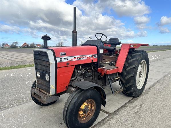 Grote foto massey ferguson 675 agrarisch tractoren