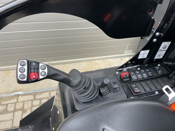 Grote foto giant g2700 x tra hd black edition minishovel nieuw 815 lease agrarisch shovels
