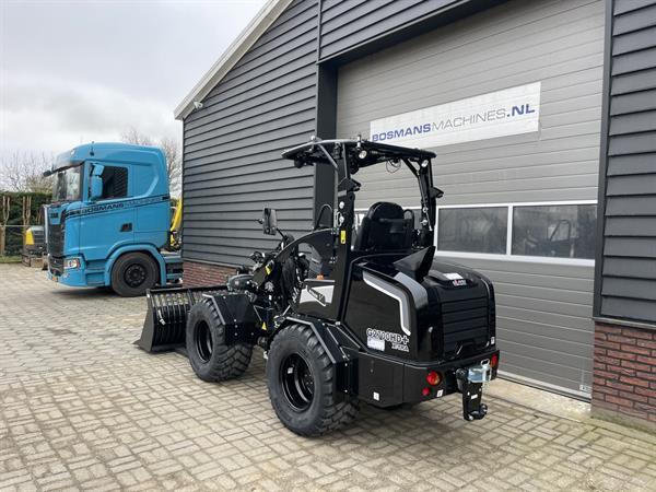 Grote foto giant g2700 x tra hd black edition minishovel nieuw 815 lease agrarisch shovels