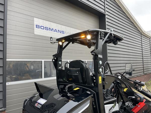 Grote foto giant g2700 x tra hd black edition minishovel nieuw 815 lease agrarisch shovels