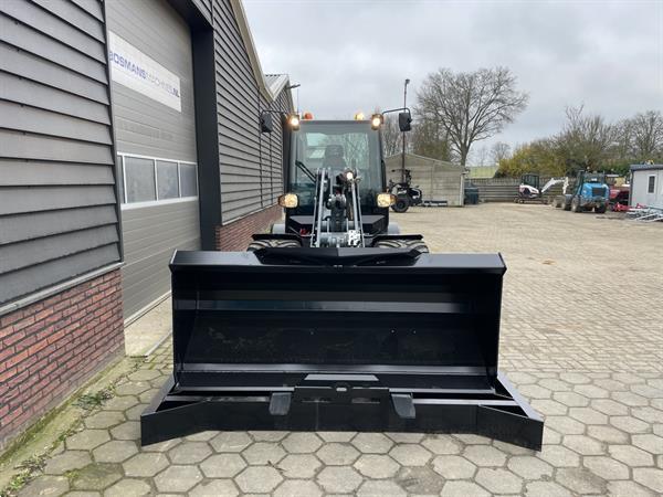 Grote foto giant g5000 shovel nieuw agrarisch shovels