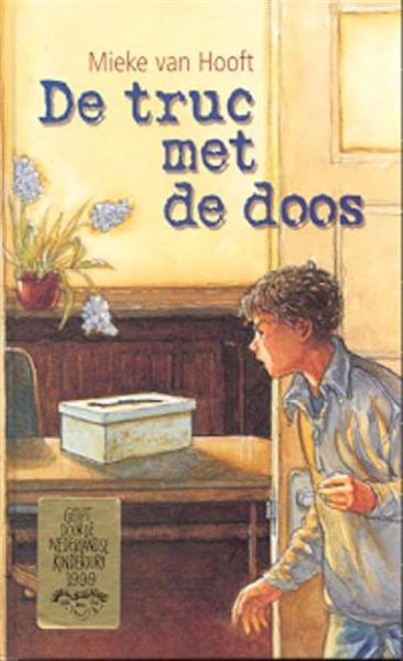 Grote foto de truc met de doos boeken jeugd 13 jaar en ouder