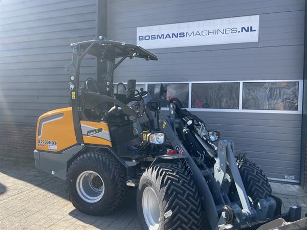Grote foto giant g2700 x tra hd minishovel nieuw x trac banden flitslampen agrarisch shovels