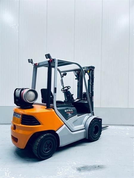Grote foto still rc40 25 agrarisch heftrucks