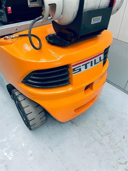 Grote foto still rc40 25 agrarisch heftrucks