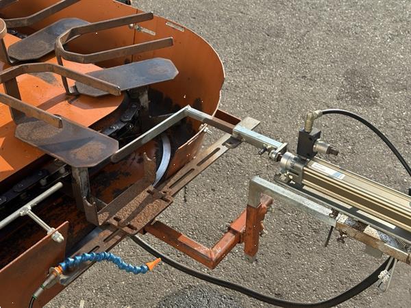 Grote foto javo super mega potmachine met dubbele pneumatische potdispenser agrarisch tuinbouw