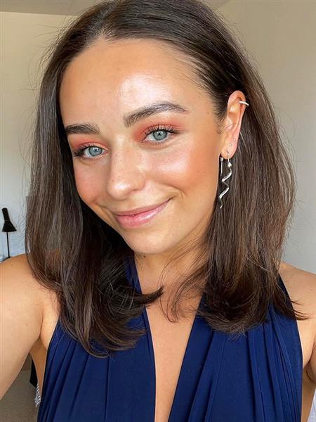 Grote foto is die man misschien hier te vinden contacten en berichten vrouw zoekt man