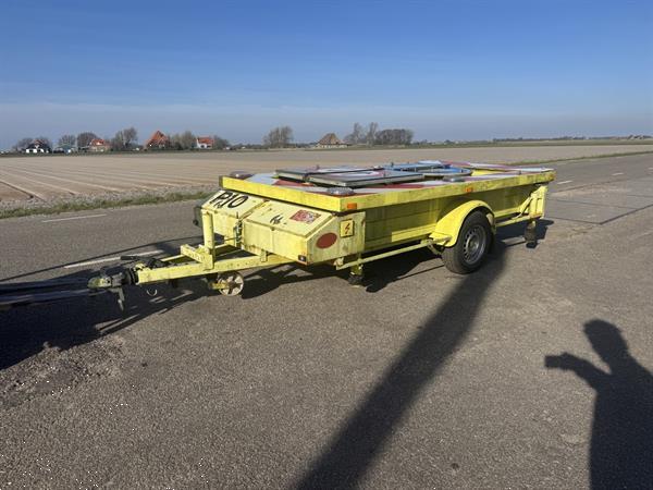Grote foto wegmarkering aanhanger agrarisch aanhangwagens