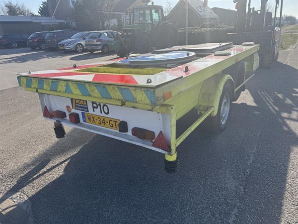 Grote foto wegmarkering aanhanger agrarisch aanhangwagens