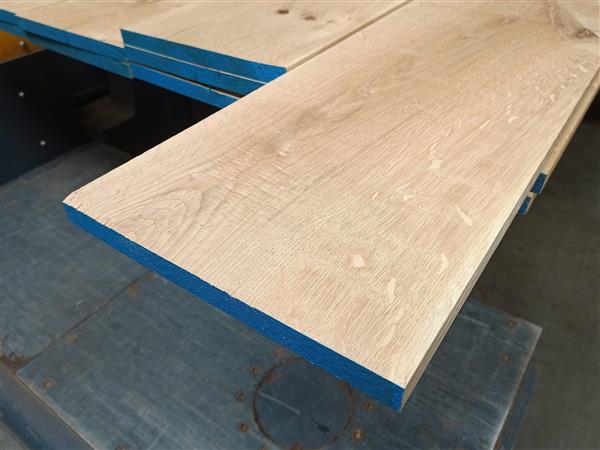 Grote foto 20x260mm 215cm eiken plank doe het zelf en verbouw hout en planken