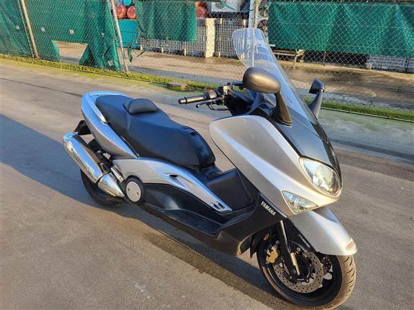 Grote foto yamaha tmax xp500 motoren yamaha