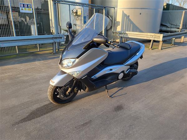 Grote foto yamaha tmax xp500 motoren yamaha