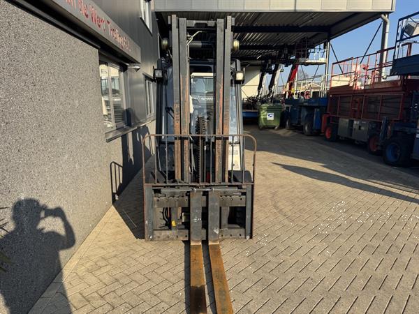 Grote foto heftruck linde h35d triplo550 freelift sideshift 2007 vw diesel agrarisch heftrucks
