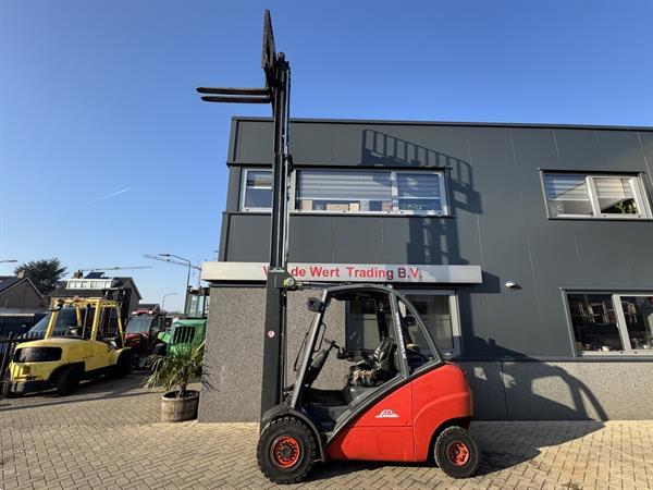 Grote foto heftruck linde h35d triplo550 freelift sideshift 2007 vw diesel agrarisch heftrucks
