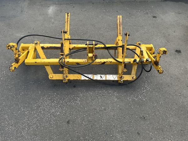 Grote foto rumptstad rsq2000 schoffelmachine 6 rijig met 7 elementen en hydraulische fronthef agrarisch onkruidbestrijding