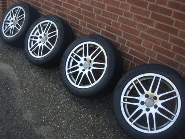 Grote foto 17 inch audi rs 4 velgen en banden steek 5x112 auto onderdelen banden en velgen