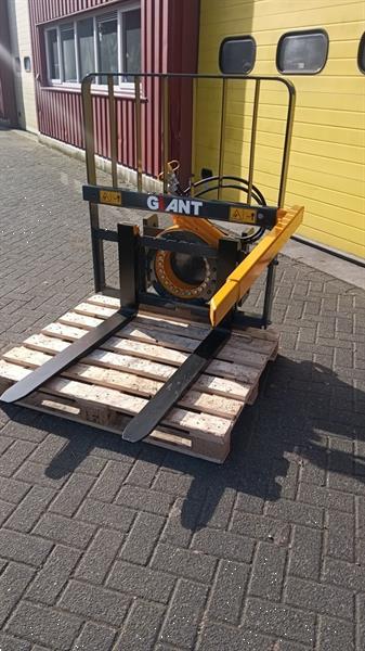 Grote foto kistenkantelaar rotator passend aan giant shovel doe het zelf en verbouw aanbouwdelen