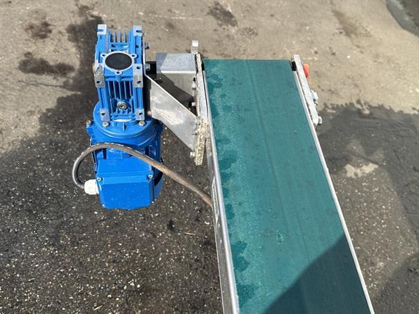 Grote foto javo broes met transportband agrarisch tuinbouw