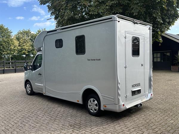 Grote foto horsetruck paardenvrachtwagen renault mast atm nieuw 2025 hengstenuitvoering bpm vrij doe het zelf en verbouw vrachtwagens