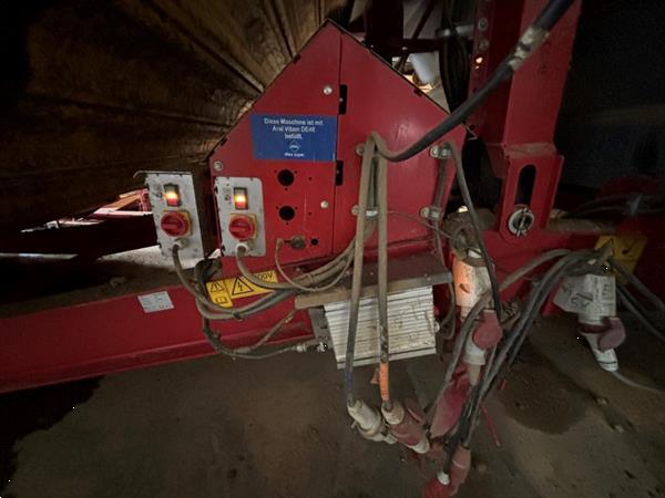 Grote foto grimme rh24 60 combi stortbunker met voorsorteerder en inspectietafel agrarisch kisten