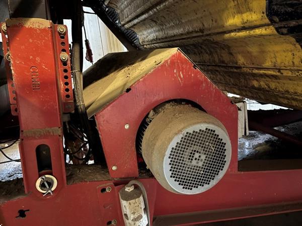 Grote foto grimme rh24 60 combi stortbunker met voorsorteerder en inspectietafel agrarisch kisten