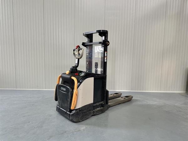Grote foto dt 3040 doe het zelf en verbouw hefwerktuigen