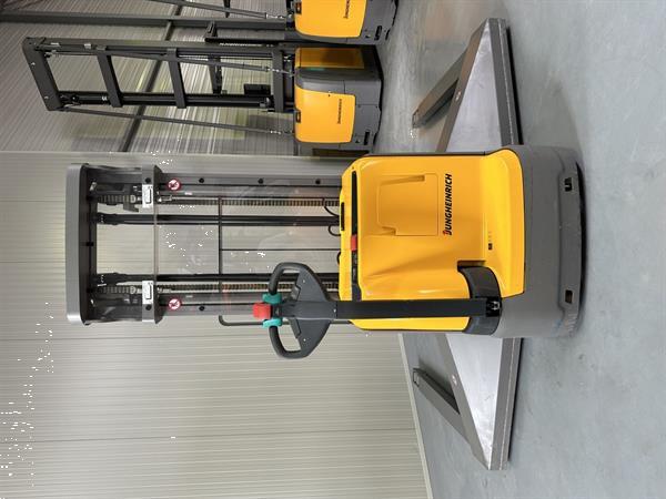 Grote foto ejc b 30 3.0t 500 mm demo doe het zelf en verbouw hefwerktuigen