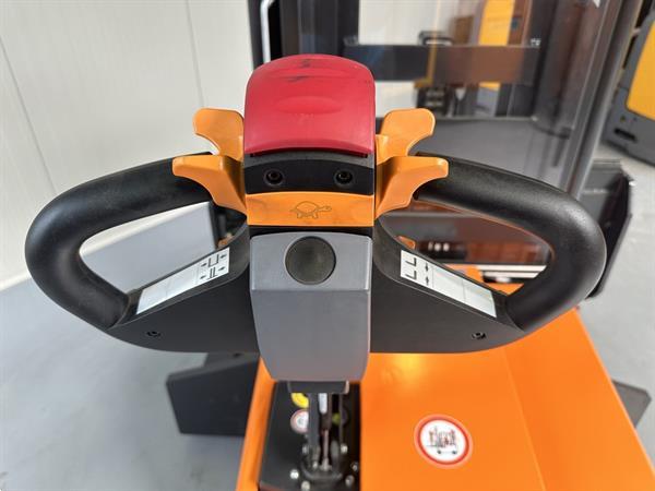 Grote foto egp 13 44 so 1.3t 1200 mm demo doe het zelf en verbouw hefwerktuigen