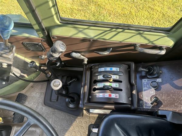 Grote foto mercedes benz mb trac 440 1065hr agrarisch tractoren