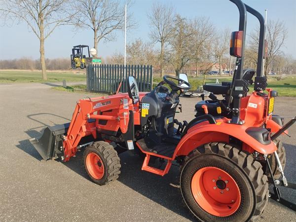 Grote foto kioti cx2510 hst demo 25 pk voorlader 65 uur evt met aanbouwdelen agrarisch tractoren