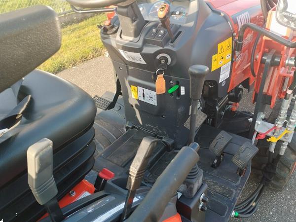 Grote foto kioti cx2510 hst demo 25 pk voorlader 65 uur evt met aanbouwdelen agrarisch tractoren