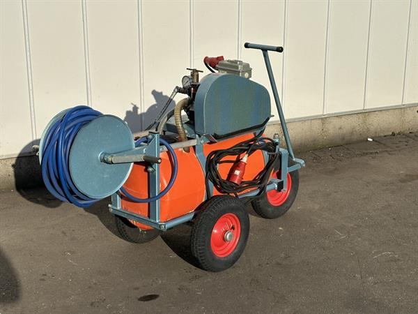 Grote foto empas 30 40 100e spuitwagen 100 liter met haspel agrarisch onkruidbestrijding